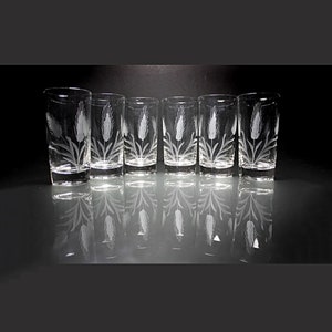 D) Glassware Drinking Glasses Set Of 16 Small And Large Whiskey Cups