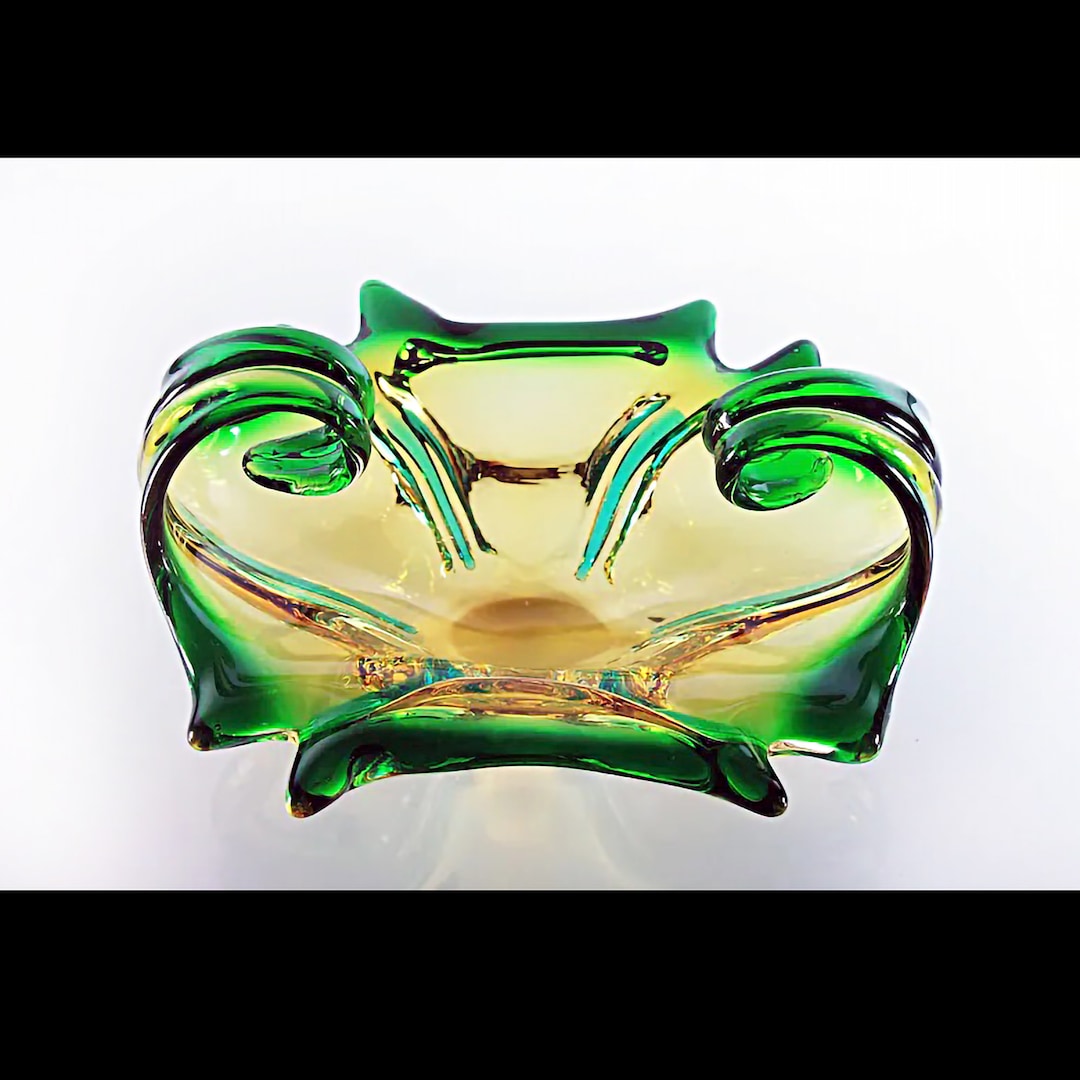 Art Glass Bowl, Display Bowl, Murano Style, Green and Gold, Decorative