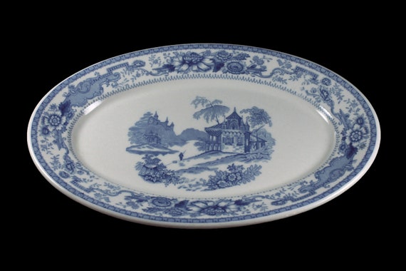 Syracuse China Platter, Mayfair Blue, Blue and White, Castle Center, Restaurant Grade, 13 Inch