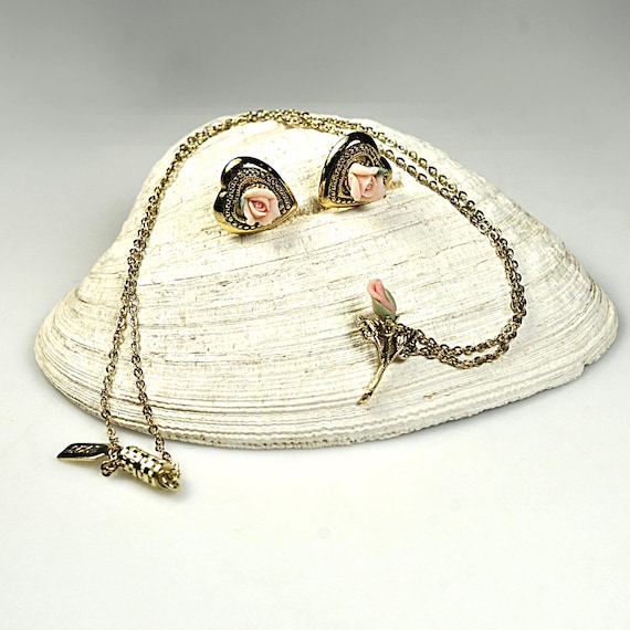 Vintage 1928 Jewelry Pink Rose Necklace Earrings Set, Gold Tone Heart Studs, Rosebud Pendant