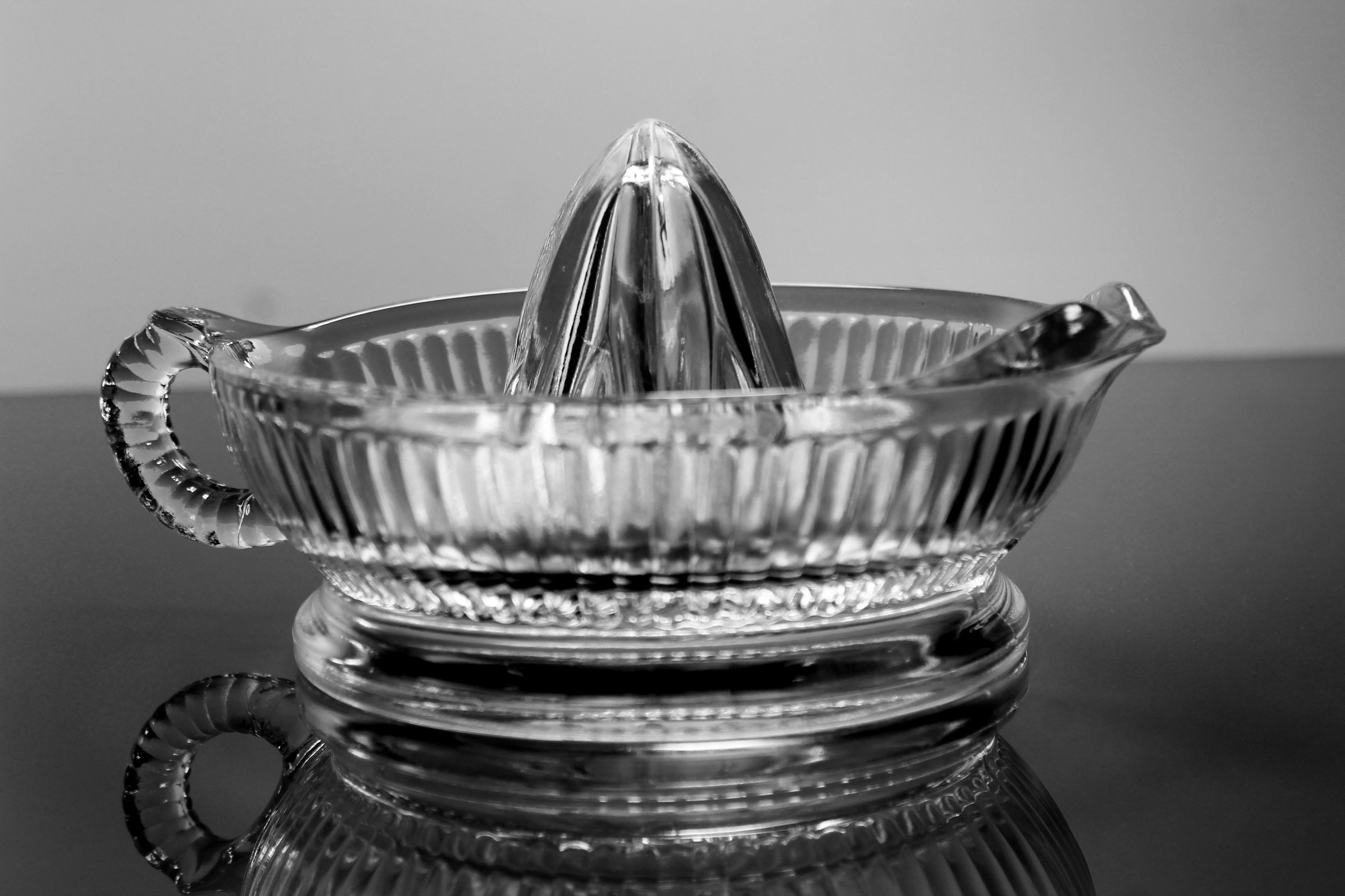 Anchor Hocking Juice Reamer, Ribbed, Clear Glass, Orange Juicer