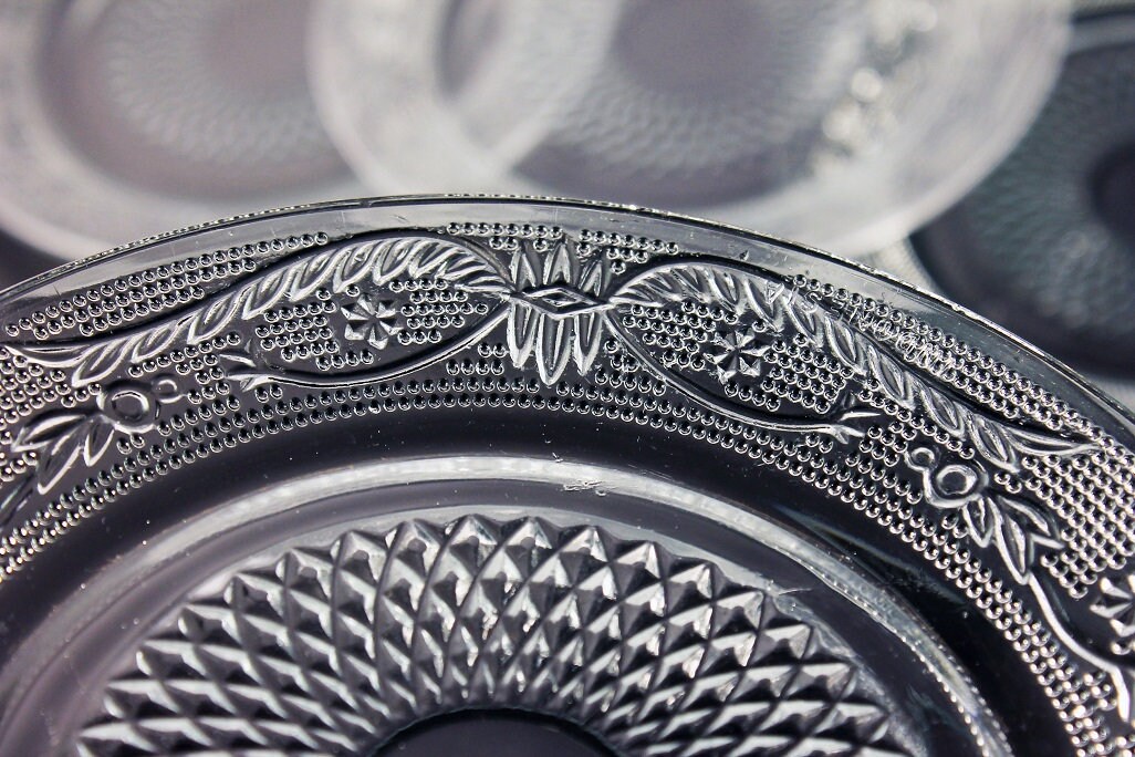 FNG Indonesia Salad Plates, Sandwich Glass, Flur De Lis, Dessert Plates