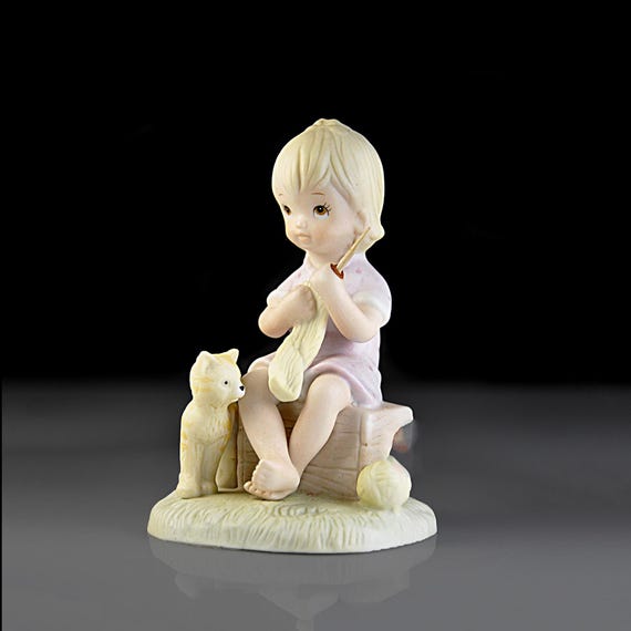 Vintage Lefton Girl Knitting Cat Figurine, Christopher Collection, 1982 Hand Painted