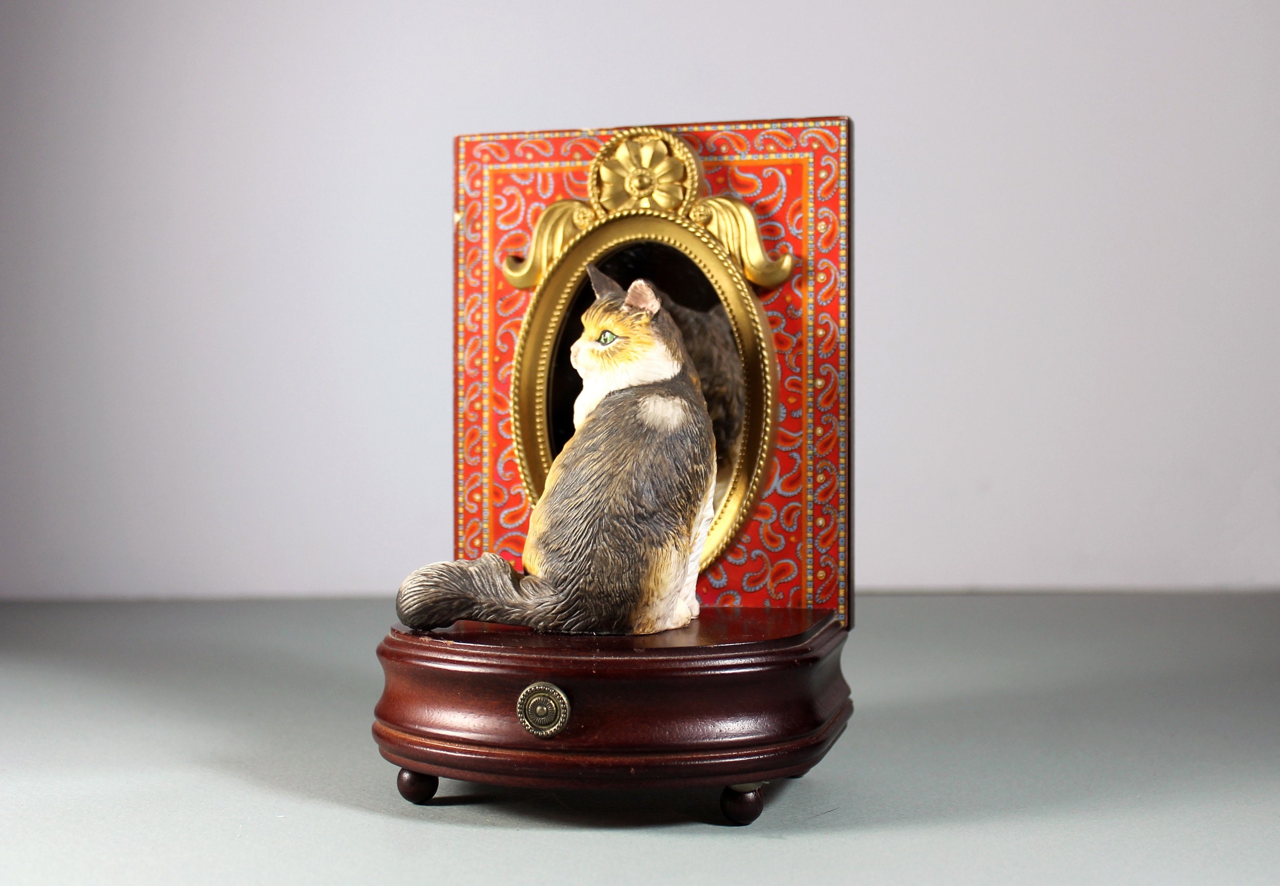 Ivory Cats Music Box, San Francisco Music Box Co., Agneatha, Lesley
