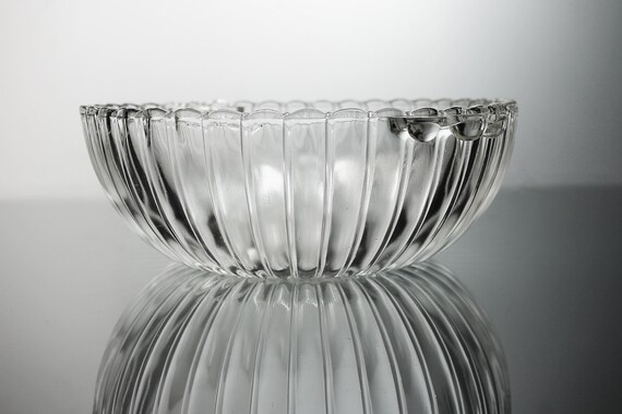 花型ボウル、ドットとパネル、透明ガラス、2つのハンドル付きボウル