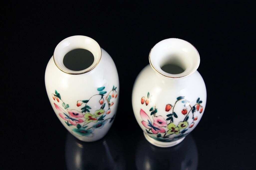 Miniature Vases, Small Vase, Porcelain, Floral Design, Set of 2, Gold