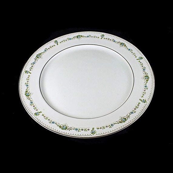 Round Platter, Chop Plate, Japan Delux, Renee