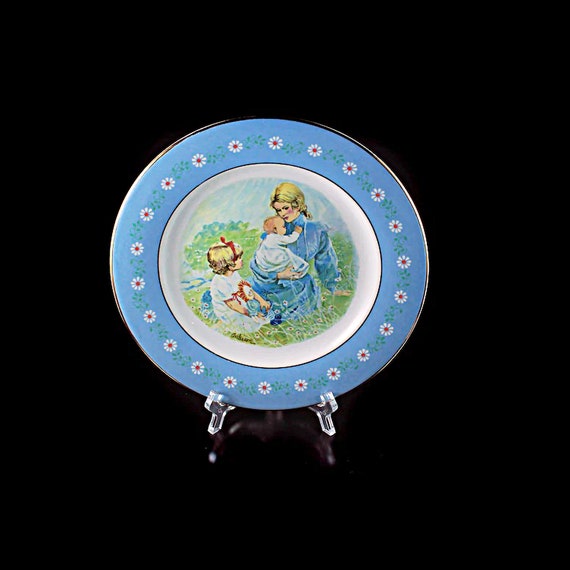 1974 Collectible Plate, Avon, Pontesa, Tenderness, Commemorative, Display Plate, Mother and Children, Decorative Plate, Wall Decor