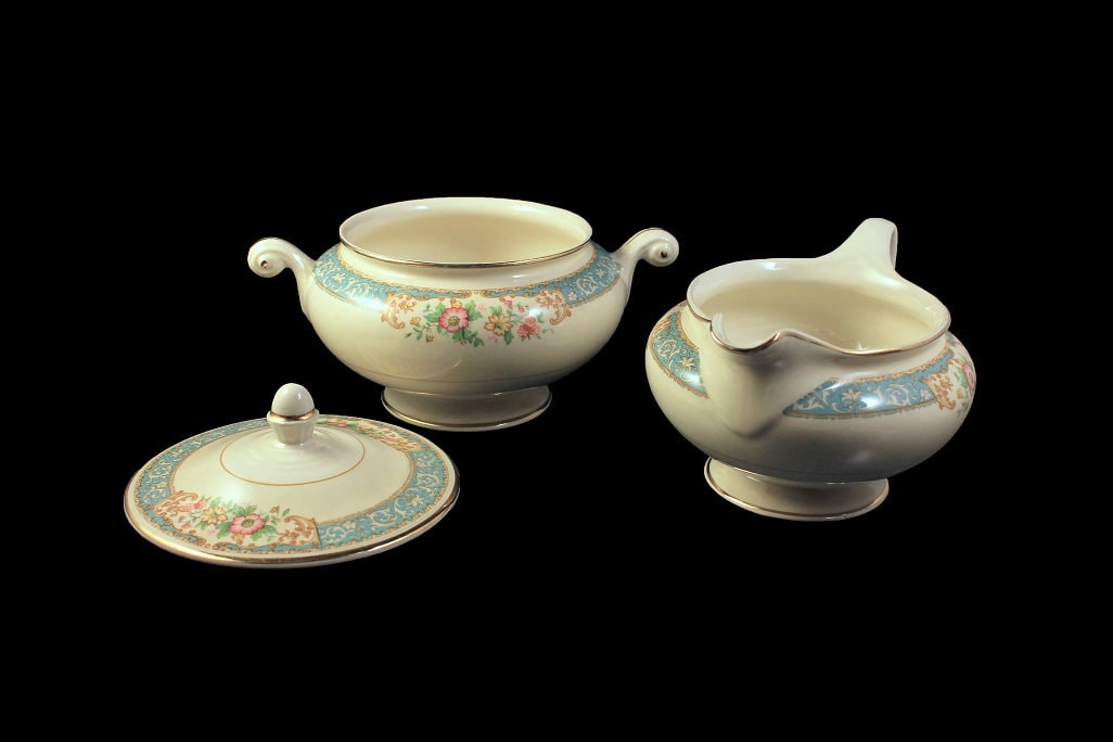 Sugar Bowl and Creamer, Homer Laughlin, Blue Dawn, Eggshell Nautilus ...