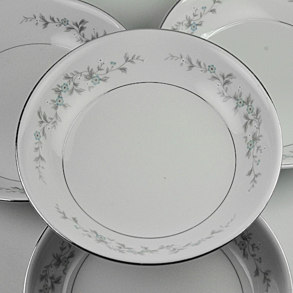 Forget-Me-Not Fruit Bowl by Japan - Delicate Blue Floral Pattern - 1950s-1970s Fine China, Mid-Century Collectible Dinnerware - Set of Four