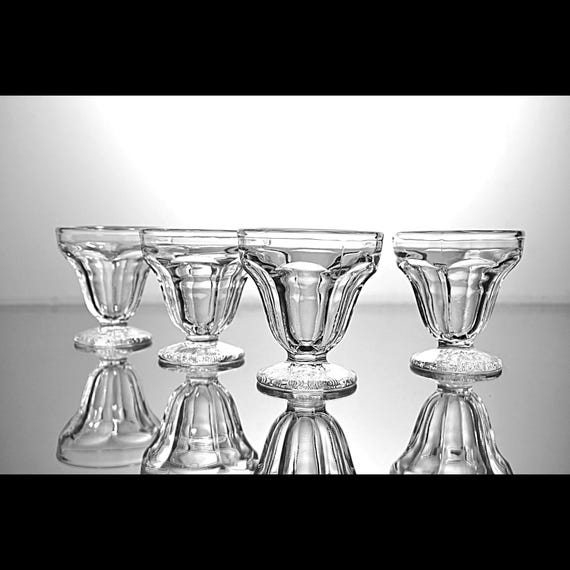 Vintage Glass Sherbet Cups, Small Dessert Bowls with Textured Foot, Set of 4