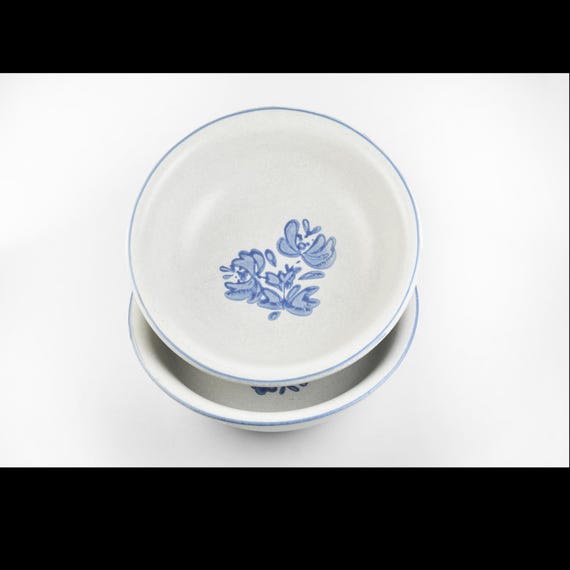 Pfaltzgraff Yorktowne Soup or Cereal Bowls – Blue Floral Stoneware, Set of 2