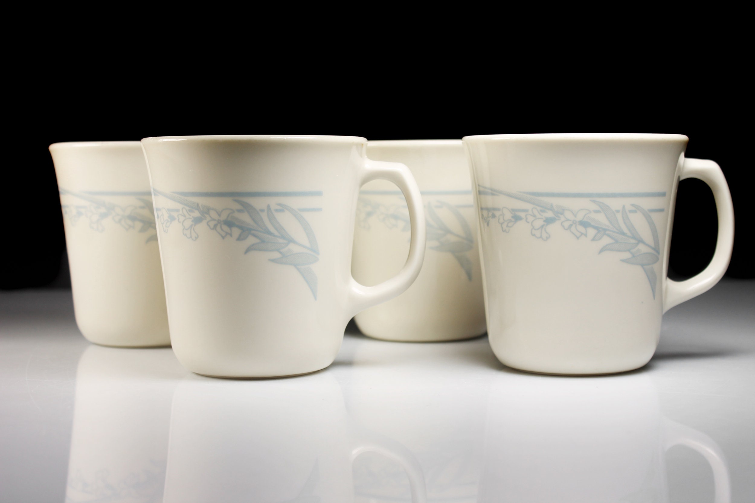 Mugs, Corning, Blue Lily, Corelle, Set of 4, 8 Ounce, White, Blue Floral