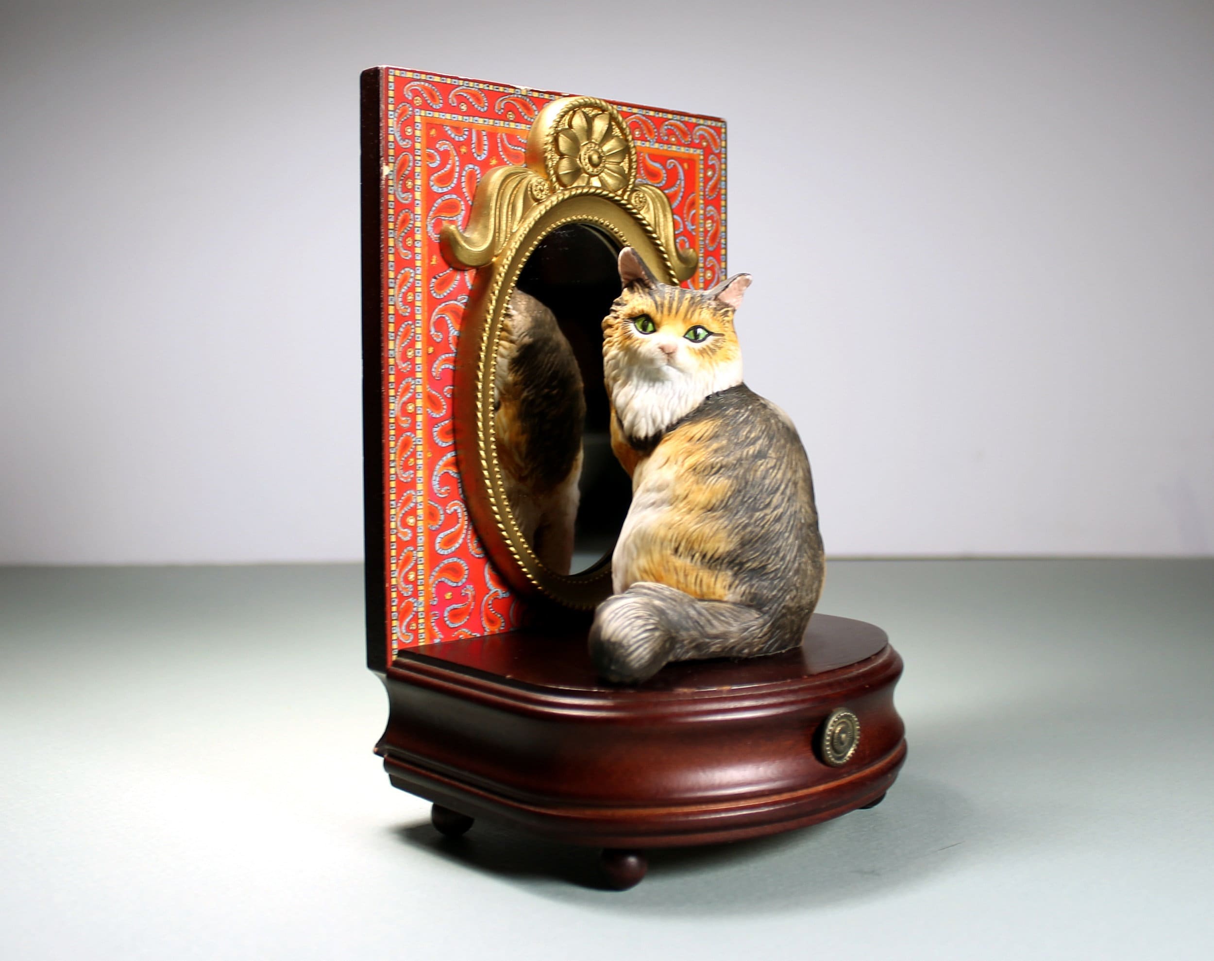 Ivory Cats Music Box, San Francisco Music Box Co., Agneatha, Lesley