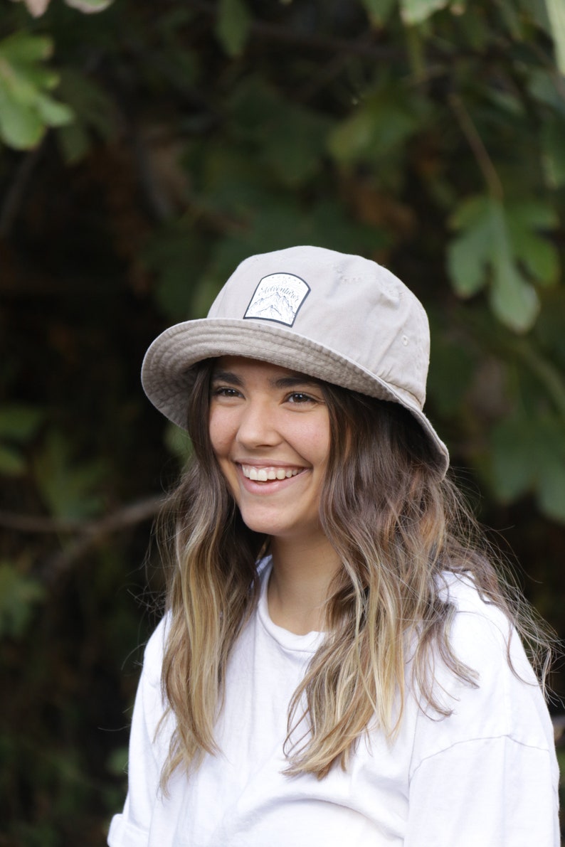 Adventurer Bucket Hat Khaki