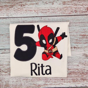 Custom Embroidery Baby Dead pool/Personalized Birthday Shirt/Little Dead superher/Birthday Shirt/Comic Book Shirt/Superhero/Cute Superhero 画像 4
