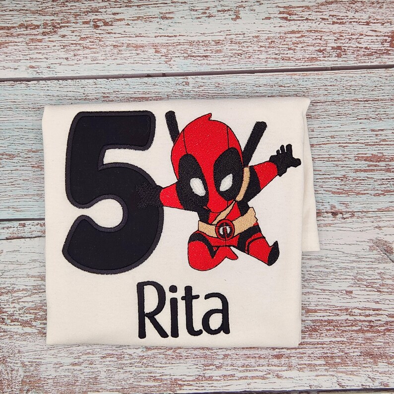 Custom Embroidery Baby Dead pool/Personalized Birthday Shirt/Little Dead superher/Birthday Shirt/Comic Book Shirt/Superhero/Cute Superhero 画像 4