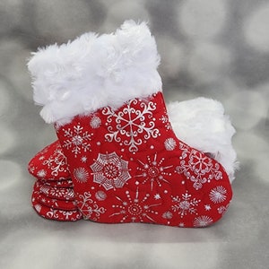 Set of 6 Christmas Coasters, Christmas Stocking Coasters, Snowflake coaster, Quilted Coaster, Christmas Gift, Hostess Gift, Fur  Stocking