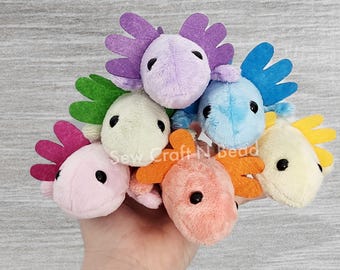 Peluche de ajolote hecho a mano, adorable perrito de barro de peluche