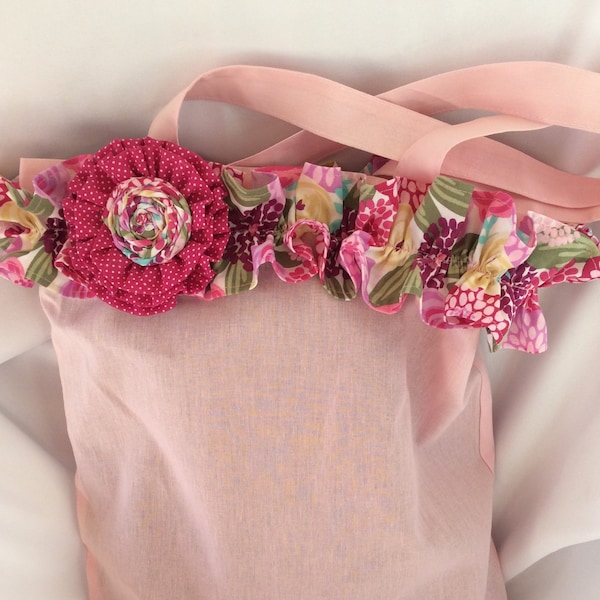 1-Ruffle Tote