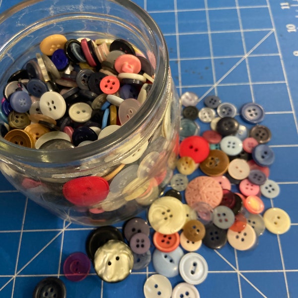 Buttons to scrub cap or scrub hat, add in to your order buttons to be sewn on to your scrub cap order. 5.00 per set of two