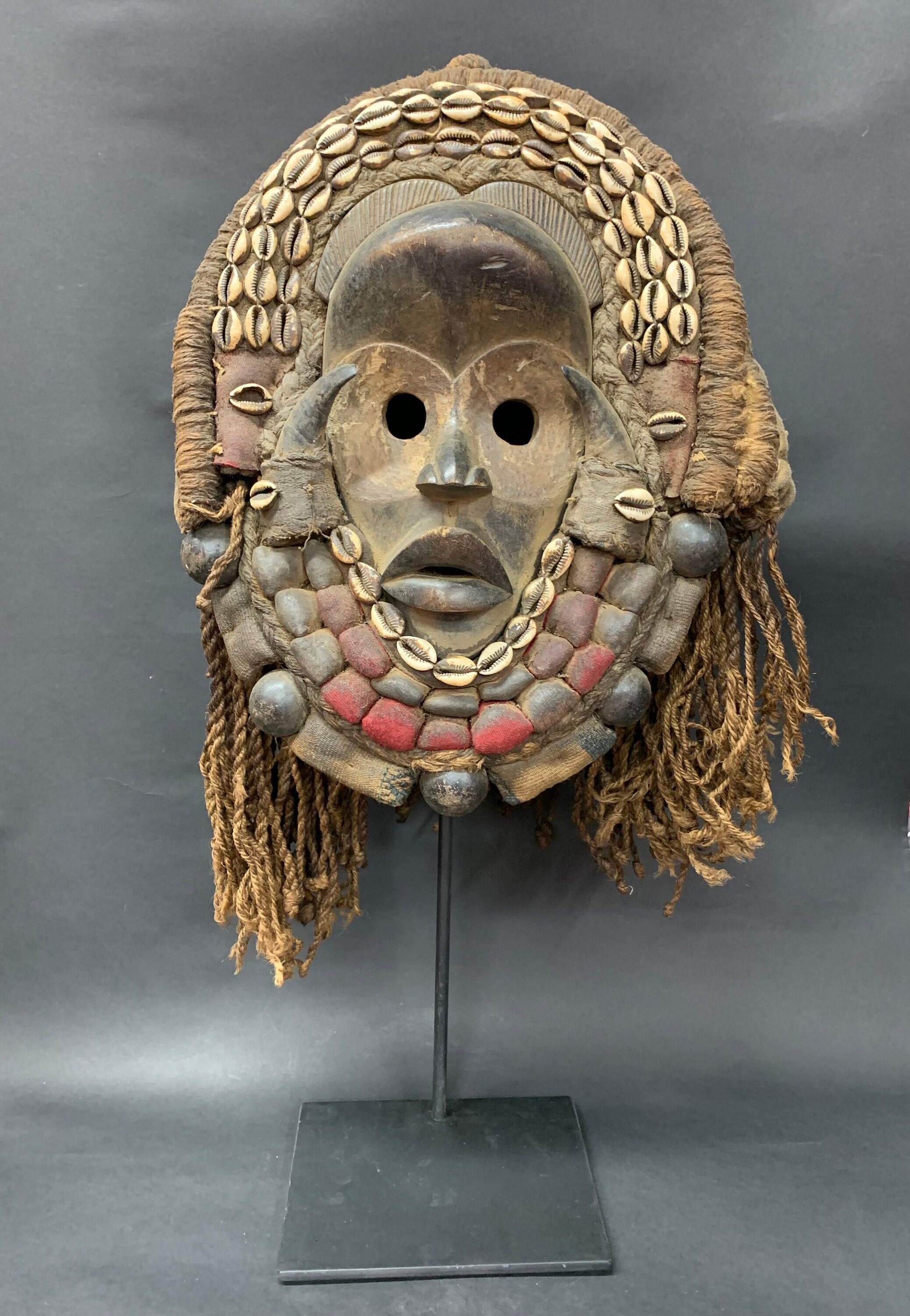 24 Y Style African Mask Metal Display Stand 7x7 Base 