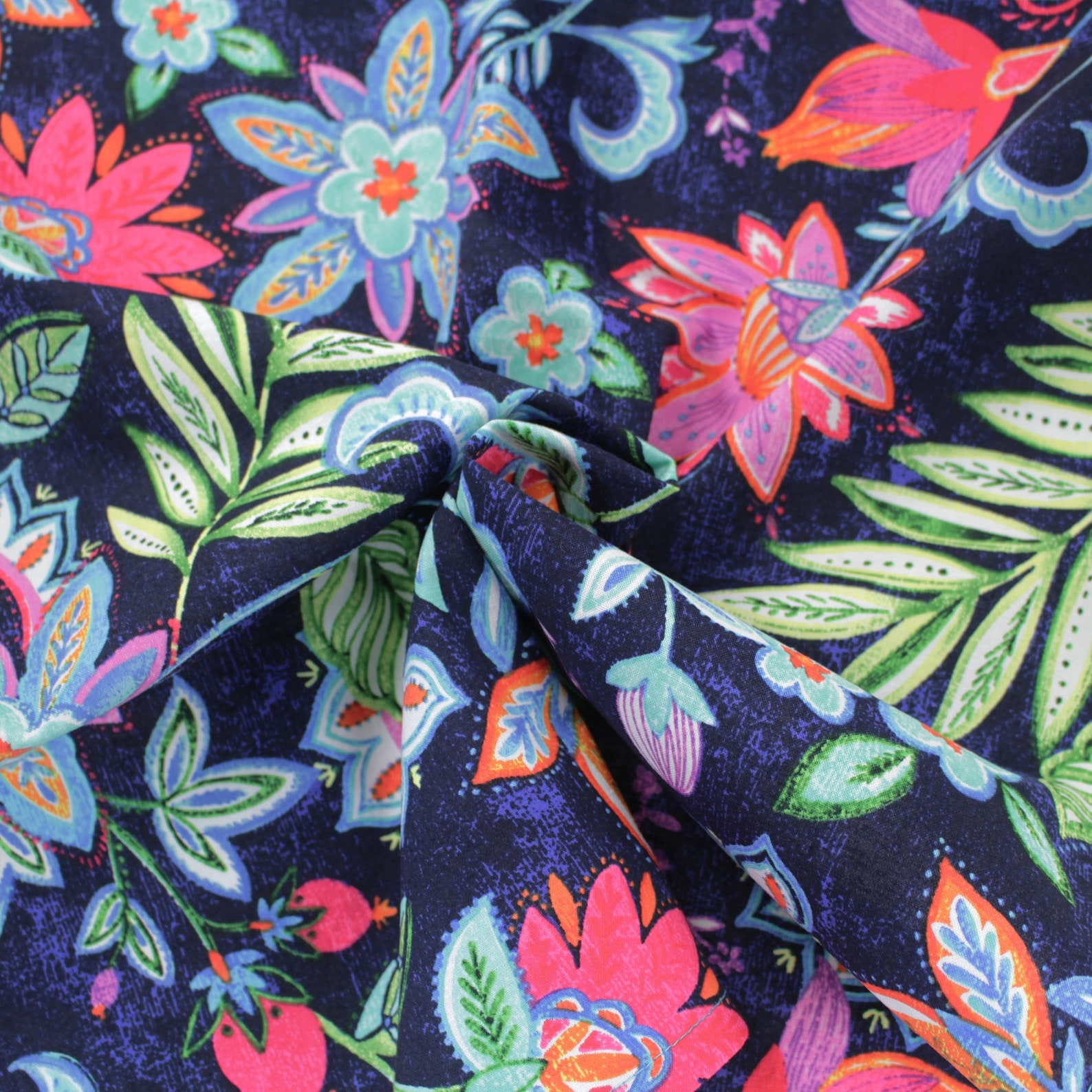 Colorful Floral Cloth Napkins, Dinner Napkins, 100 Cotton Fabric