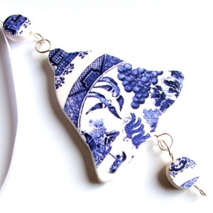 Christmas Ornament - Christmas Decoration - Tree Decoration - Blue and White - Bell Decoration - Willow Pattern- Xmas Tree Ornament Handmade