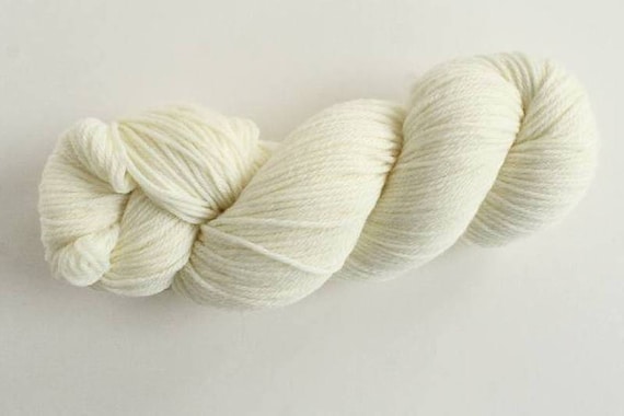 Undyed wool 2024 yarn wholesale