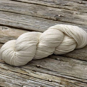 Undyed Yarn Merino / Silk DK Knitting Yarn 1 kg (10 x 100g hanks)