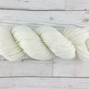 Undyed Yarn Superwash Sock DK Knitting Yarn - 1 kg (10 x 100g hanks)