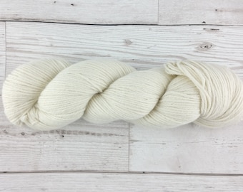 Undyed Yarn Baby Alpaca DK - 100% Baby Alpaca - 1kg (10 x 100g hanks)