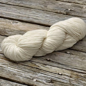 Undyed Yarn Superwash Merino DK Multi-Ply 1 kg (10 x 100g hanks)