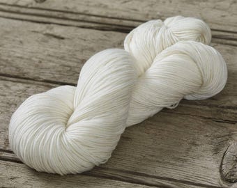 Undyed Yarn Premium Merino / Yak / Nylon Sock Yarn 4 Ply - 1kg (10 x 100g hanks)