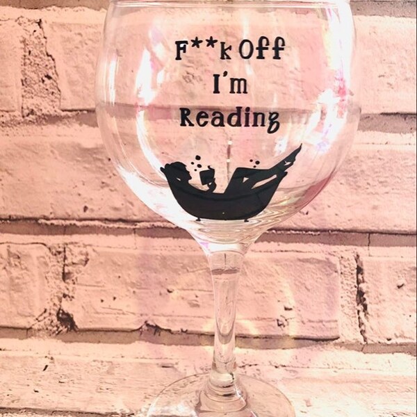 Book Lover/Worm Gin Glass