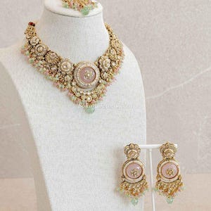 Sheekha Faux Kundan Choker Set - SOKORA JEWELSSheekha Faux Kundan Choker Set