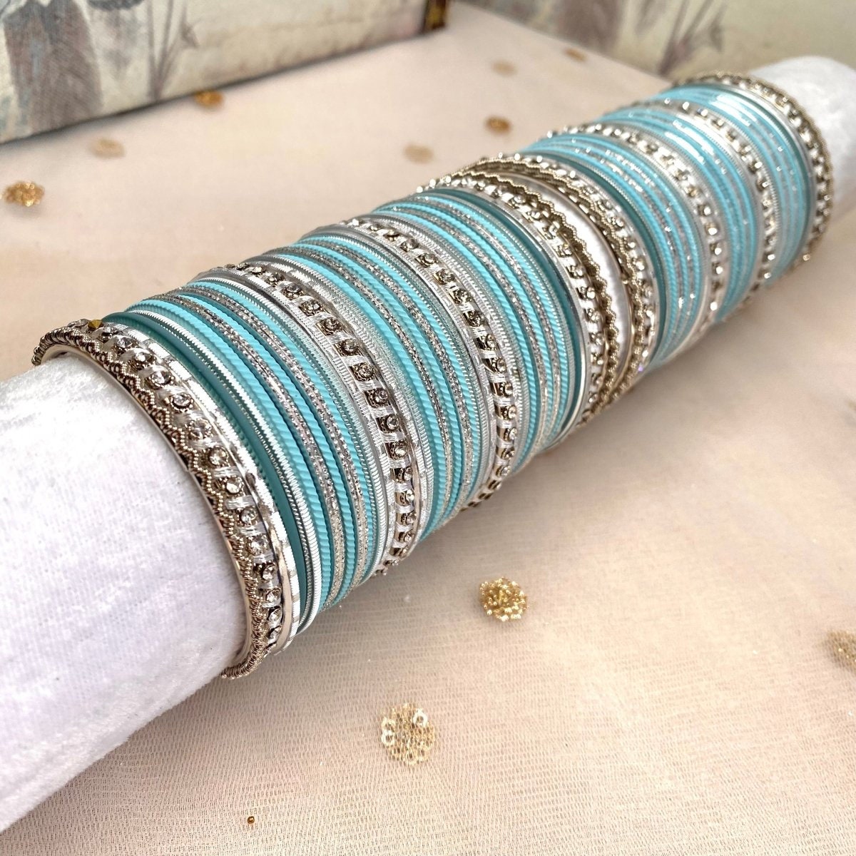 Bangles shop blue colour