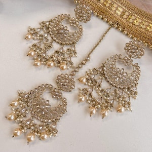Ishah Antique Earrings & Tikka sets
