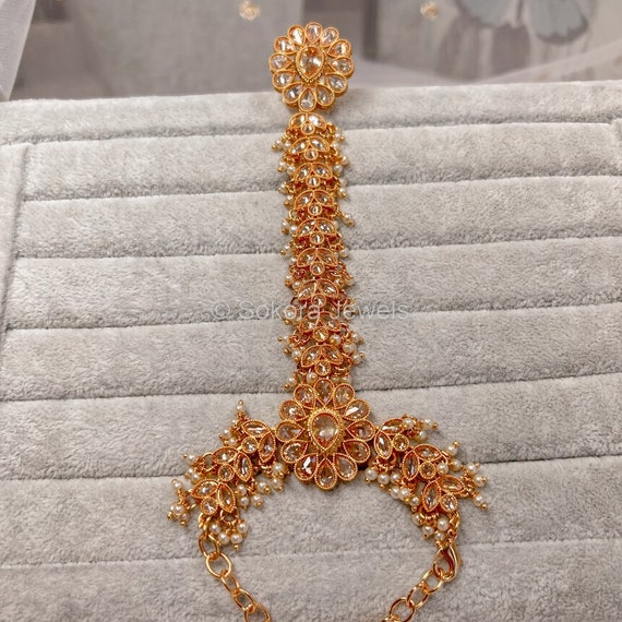 Hand outlet harness gold