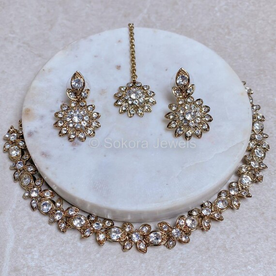 Buy Corrina Necklace Set Clear/gold Online in India