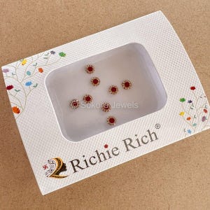 Small Maroon Velvet Bindi Pack - SOKORA JEWELSSmall Maroon Velvet Bindi Pack