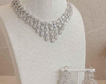 V-shape Antique Diamante Set Necklace Crystal Drop Earrings Tikka American Diamonds Clear Silver Golden Inidan Pakistani Jewellery Eid Party