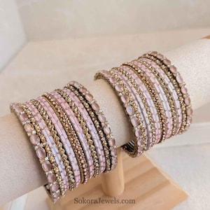 Ensemble de petits bracelets rose clair, cadeau pour elle, style indien/pakistanais Churi, bracelets pour les deux bras, bijoux rose pâle Sokora Jewels