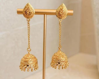 Dangling Bright Gold Jhumka Earrings Lightweight Stud Indian Temple Style Kundan Traditional Wedding South Asian