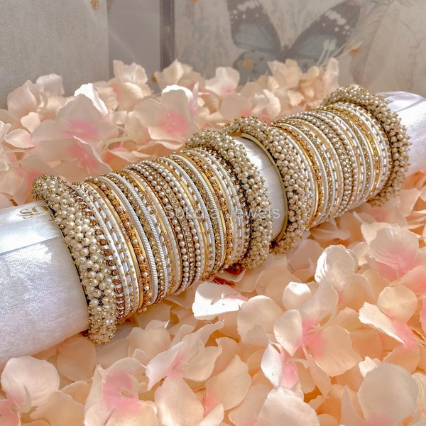 Thanjina White Bangle stack