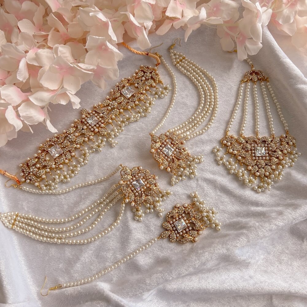 Gold bridal shop choker