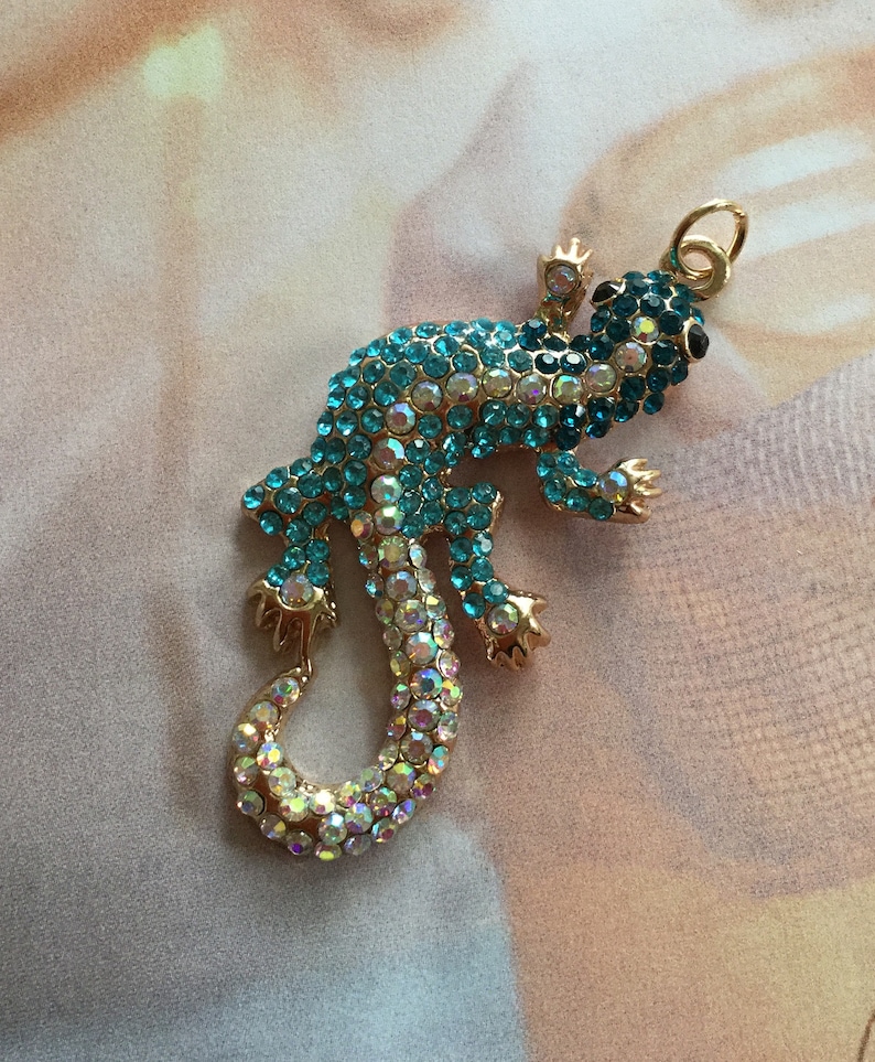 Gecko Blue Crystal Pendant Gold Lizard Bead Reptile Charm Focal Pendant