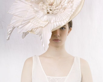 Statement Wedding hat, Gorgeous Cream hat, couture bridal hat, Statement hat fascinator, Ivory OOAK headpiece, Pleated satin hat, Swan hat
