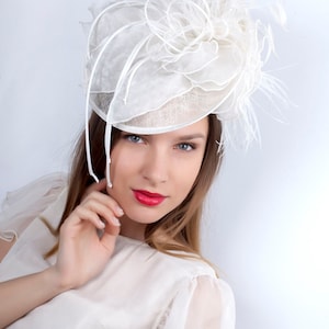 White Wedding hat, Wedding Hat, Romantic hat, Tea party hat, wedding fascinator, Bridal hat, Bridal fascinator, white fascinator, sardareva