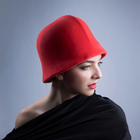 cloche hat london